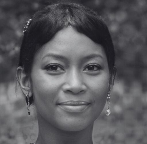 Dra. Luisa Fernanda Rojas Dra. Luisa Fernanda Rojas - Directora Financiera